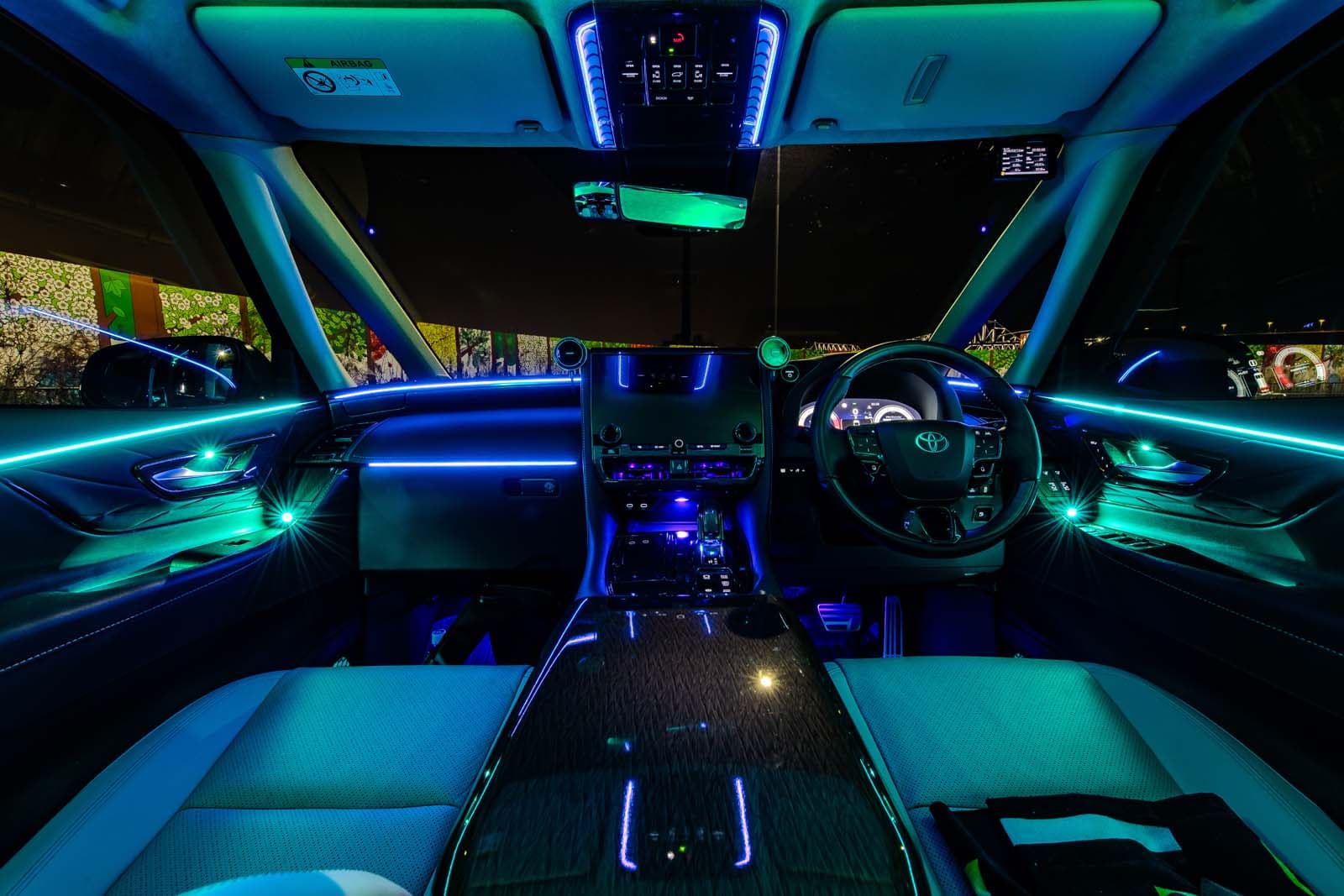 INTERIOR SIGNATURE