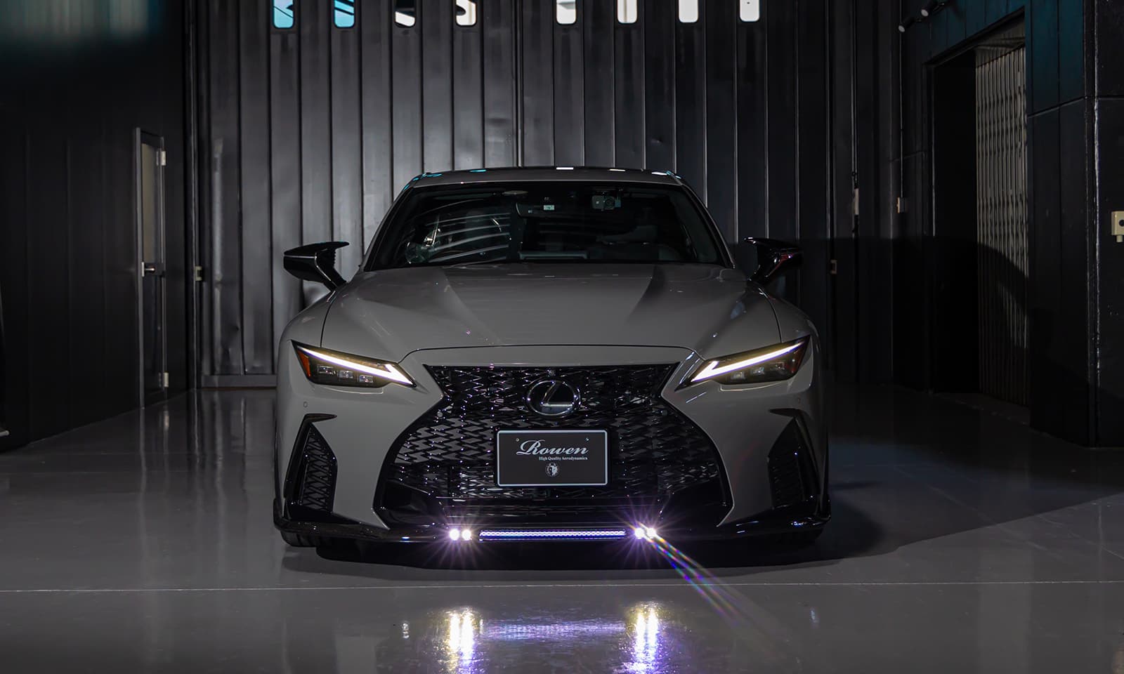LEXUS IS500 F-SPORT サブビュー 2