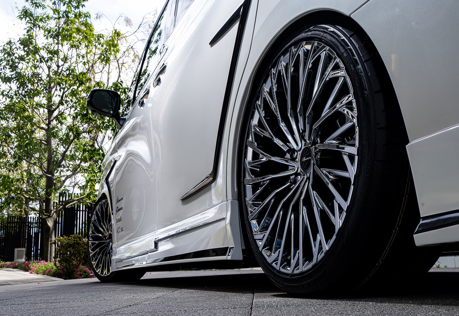 TOYOTA 40ALPHARD サブビュー 2